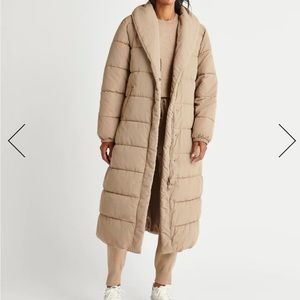 Splendid long puffer coat beige size small - NWT
